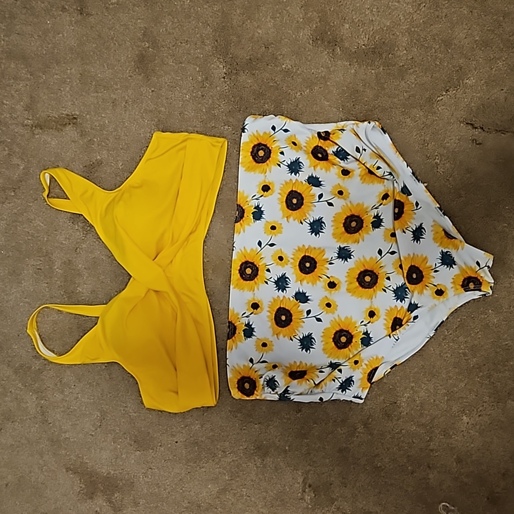 Maternity bathing suit
